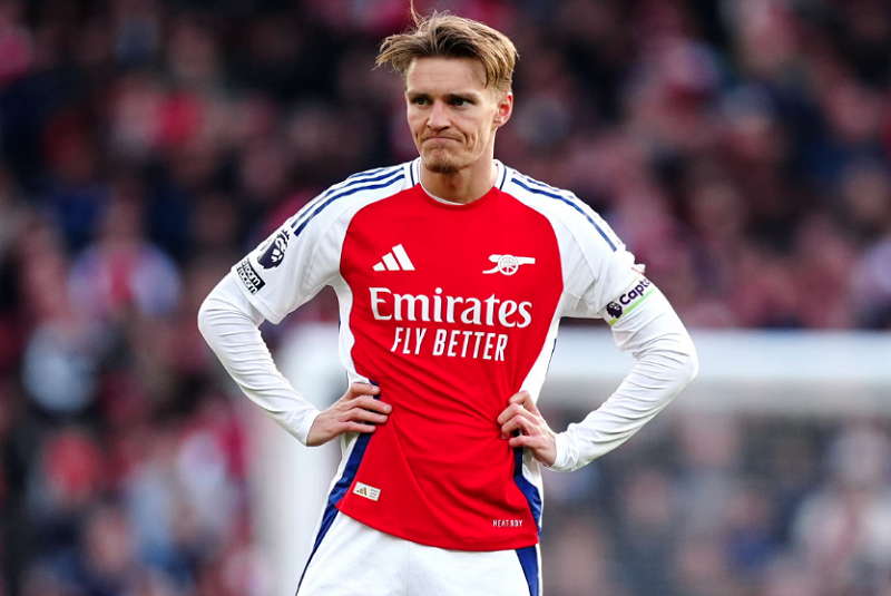 Arteta lo lắng về trường hợp của Odegaard