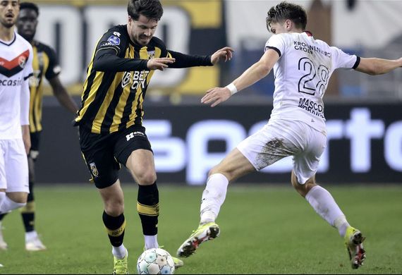 Nhận định soi kèo Almere City vs Vitesse lúc 1h15 ngày 11/10/2025
